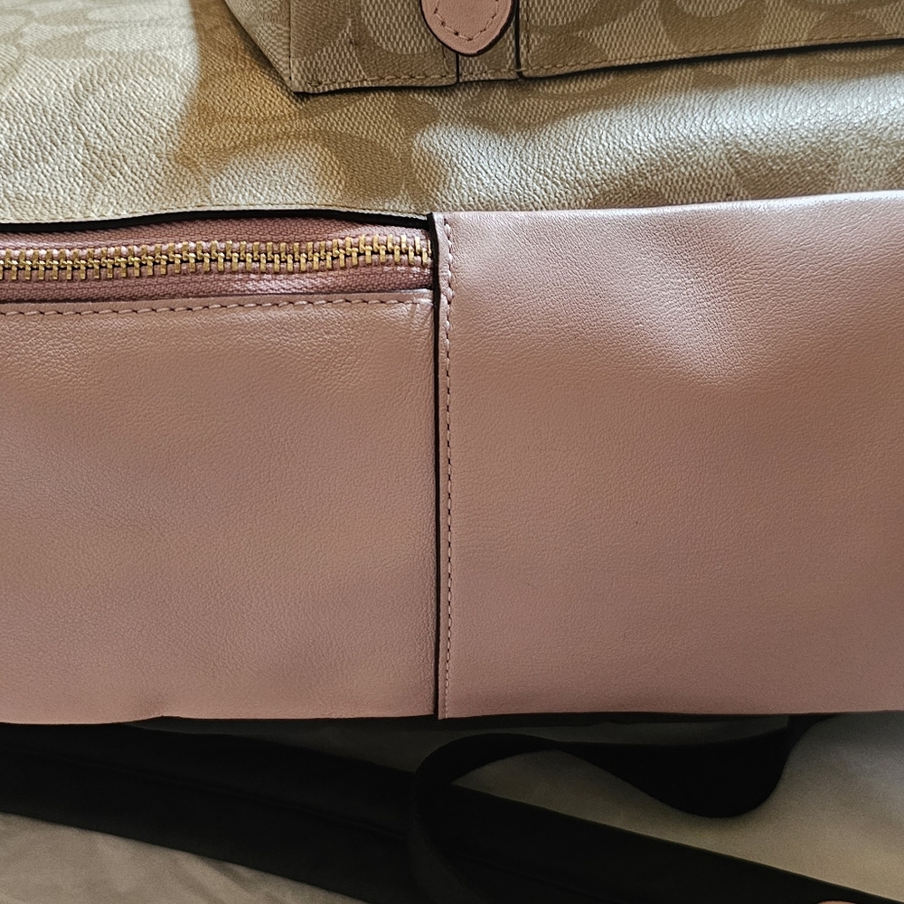 Coach Backpack - Picture 12 of 15